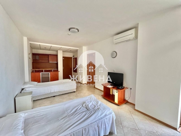 Двустаен апартамент в к.к. Слънчев бряг - 71 кв.м за 518 €/кв.м - Снимка #1