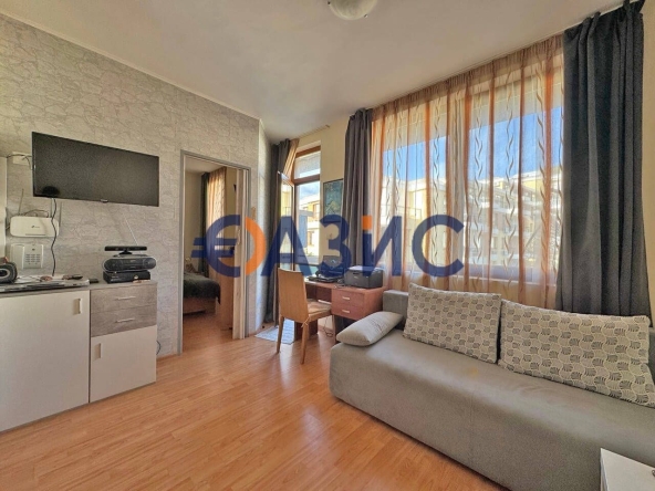 Двустаен апартамент в Свети Влас - 60 кв.м за 804 €/кв.м - Снимка #1