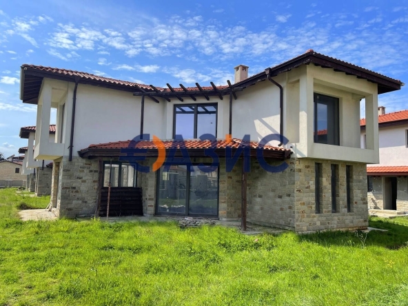 Къща в с. Синеморец, Област Бургас - 200 кв.м за 930 €/кв.м - Снимка #1