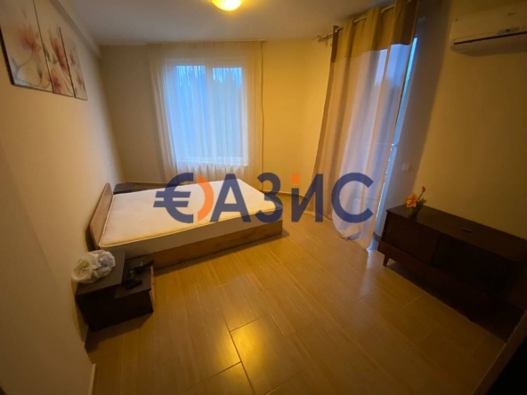 Тристаен апартамент в с. Кошарица, Област Бургас - 98 кв.м за 635 €/кв.м - Снимка #1
