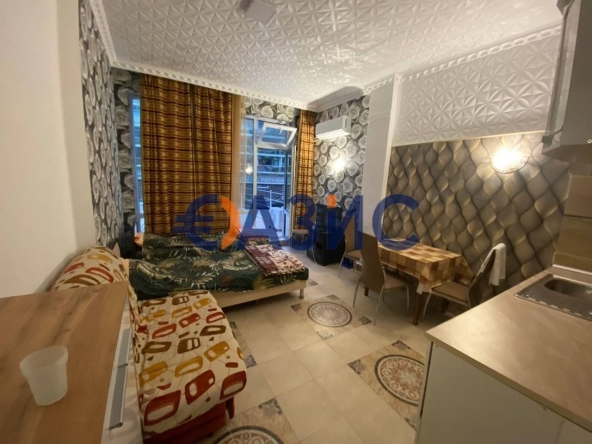 Едностаен апартамент в к.к. Слънчев бряг - 42 кв.м за 789 €/кв.м - Снимка #1
