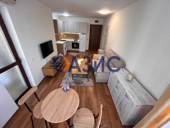 Двустаен апартамент в к.к. Слънчев бряг - 47 кв.м за 999 €/кв.м - Снимка #1