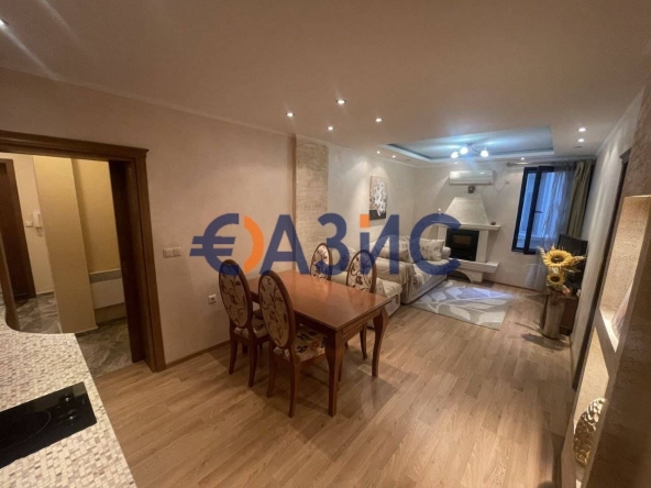 Тристаен апартамент в Бургас, Център - 120 кв.м за 1105 €/кв.м - Снимка #1