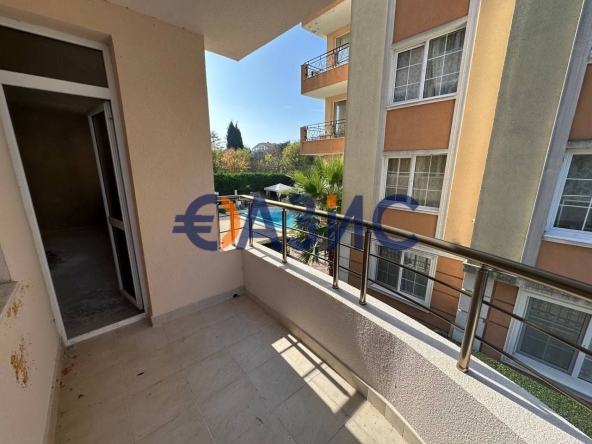 Двустаен апартамент в Поморие - 53 кв.м за 693 €/кв.м - Снимка #1