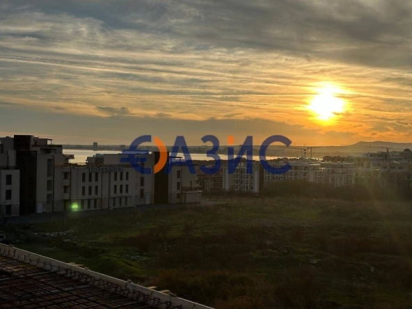 Двустаен апартамент в Свети Влас - 110 кв.м за 742 €/кв.м - Снимка #1