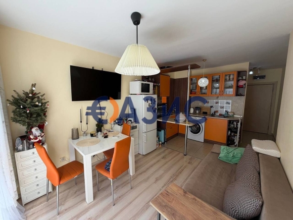 Двустаен апартамент в к.к. Слънчев бряг - 47 кв.м за 749 €/кв.м - Снимка #1