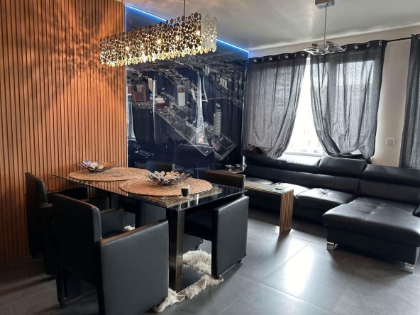 Дава се под наем Тристаен апартамент в София, Оборище - 110 кв.м за 1200 € - Снимка #1