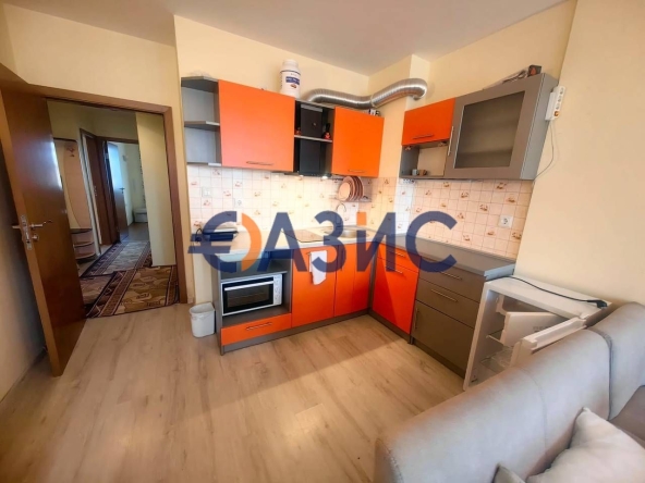 Тристаен апартамент в к.к. Слънчев бряг - 88 кв.м за 693 €/кв.м - Снимка #1