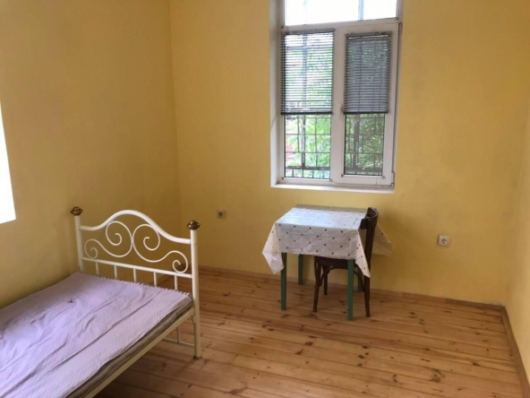 Дава се под наем Двустаен апартамент в София, Център - 60 кв.м за 448.8 € - Снимка #1