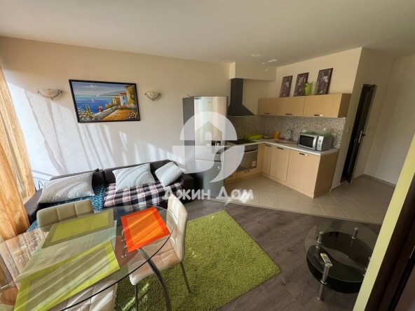 Двустаен апартамент в к.к. Слънчев бряг - 72 кв.м за 581 €/кв.м - Снимка #1