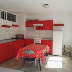 Дава се под наем Тристаен апартамент в Варна, Лятно кино Тракия - 80 кв.м за 450 € - Снимка #1