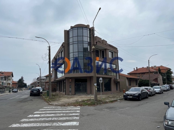 Заведение в Поморие - 900 кв.м за 624 €/кв.м - Снимка #1