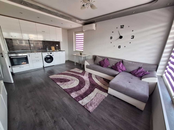 Двустаен апартамент в Пловдив, Христо Смирненски - 63 кв.м за 931 €/кв.м - Снимка #1