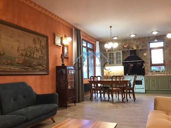 Къща в с. Приселци, Област Варна - 240 кв.м за 1113 €/кв.м - Снимка #1