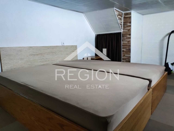 Дава се под наем Тристаен апартамент в Варна, Лятно кино Тракия - 60 кв.м за 230 € - Снимка #1