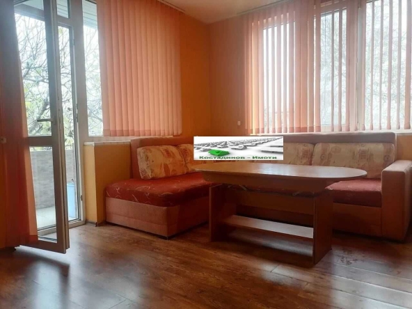 Дава се под наем Многостаен апартамент в Пловдив, Младежки Хълм - 150 кв.м за 714 € - Снимка #1