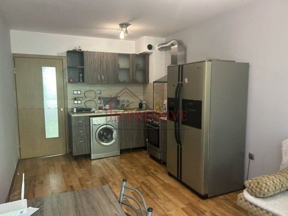 Дава се под наем Двустаен апартамент в Варна, ВИНС - 55 кв.м за 484.5 € - Снимка #1