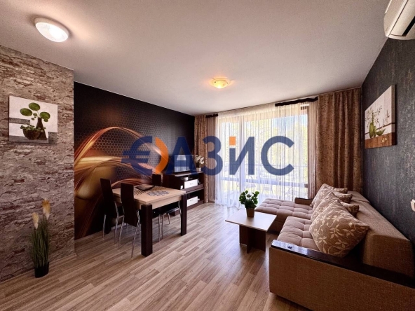 Двустаен апартамент в к.к. Слънчев бряг - 50 кв.м за 1458 €/кв.м - Снимка #1
