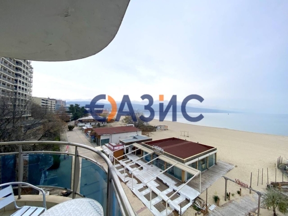 Двустаен апартамент в к.к. Слънчев бряг - 65 кв.м за 1537 €/кв.м - Снимка #1