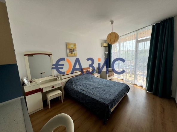 Едностаен апартамент в к.к. Слънчев бряг - 53 кв.м за 987 €/кв.м - Снимка #1