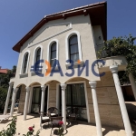 Къща в Свети Влас - 250 кв.м за 1520 €/кв.м - Снимка #1