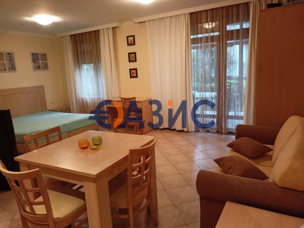 Двустаен апартамент в Созопол - 54 кв.м за 1612 €/кв.м - Снимка #1