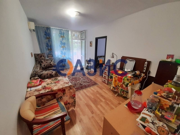 Двустаен апартамент в к.к. Слънчев бряг - 40 кв.м за 1225 €/кв.м - Снимка #1