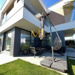 Дава се под наем Къща в Бургас, Крайморие - 160 кв.м за 2040 € - Снимка #1