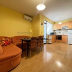 Дава се под наем Тристаен апартамент в Бургас, Изгрев - 84 кв.м за 484.5 € - Снимка #1