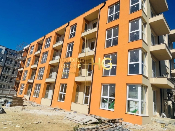 Тристаен апартамент в Варна, м-т Пчелина - 81 кв.м за 1535 €/кв.м - Снимка #1