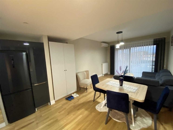 Дава се под наем Двустаен апартамент в Бургас, Славейков - 63 кв.м за 178.5 € - Снимка #1