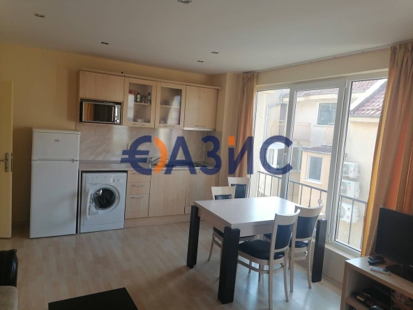 Тристаен апартамент в Свети Влас - 99 кв.м за 859 €/кв.м - Снимка #1