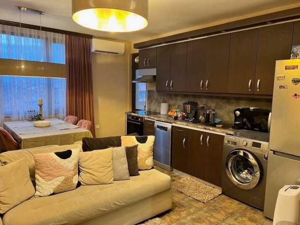 Тристаен апартамент в Асеновград - 73 кв.м за 1370 €/кв.м - Снимка #1