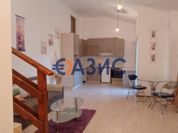 Тристаен апартамент в с. Кошарица, Област Бургас - 93 кв.м за 631 €/кв.м - Снимка #1