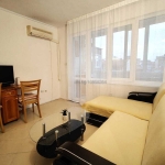 Дава се под наем Двустаен апартамент в Несебър - 42 кв.м за 238.17 € - Снимка #1