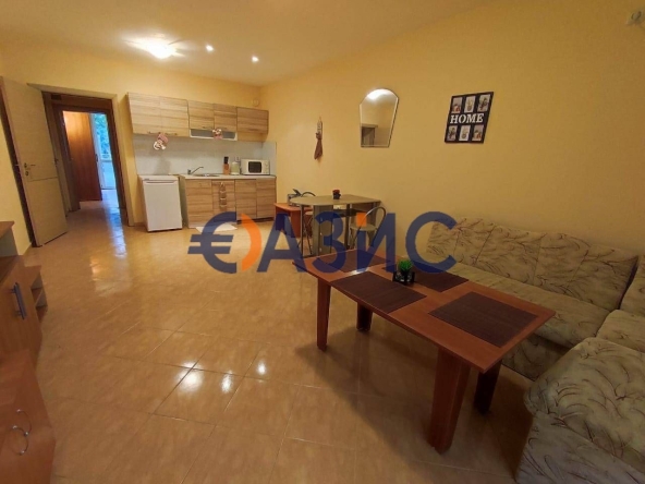 Двустаен апартамент в к.к. Слънчев бряг - 60 кв.м за 1032 €/кв.м - Снимка #1