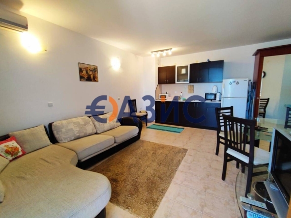 Тристаен апартамент в Свети Влас - 92 кв.м за 1196 €/кв.м - Снимка #1