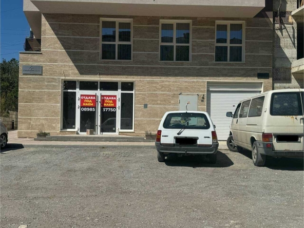 Дава се под наем Магазин в Варна, Левски - 200 кв.м за 1785 € - Снимка #1