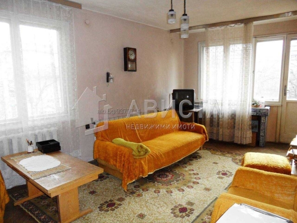 Четиристаен апартамент в София, Център - 120 кв.м за 2688 €/кв.м - Снимка #1