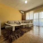 Тристаен апартамент в Пловдив, Център - 100 кв.м за 2010 €/кв.м - Снимка #1