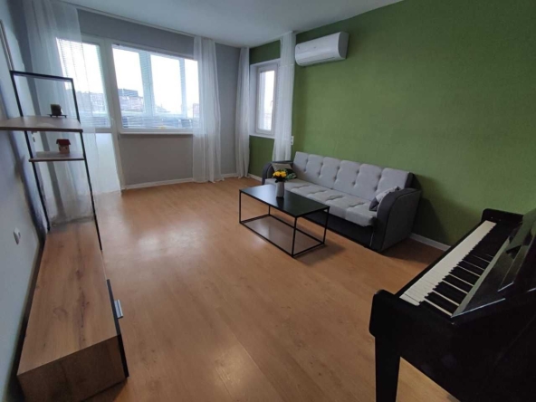 Дава се под наем Тристаен апартамент в София, Красно село - 90 кв.м за 816 € - Снимка #1