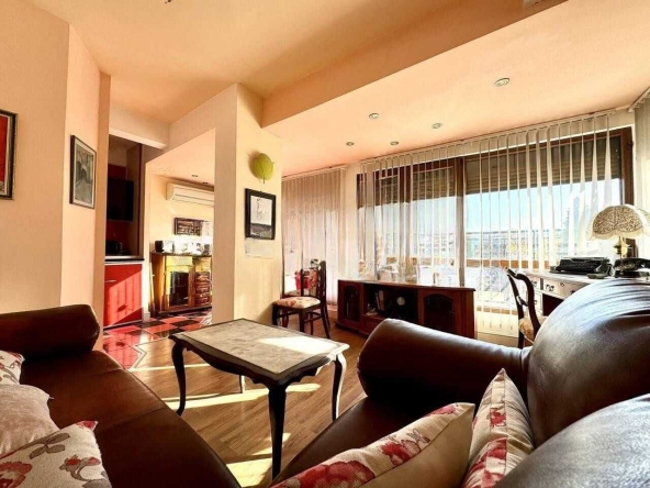 Двустаен апартамент в Пловдив, Каменица 1 - 60 кв.м за 791 €/кв.м - Снимка #1