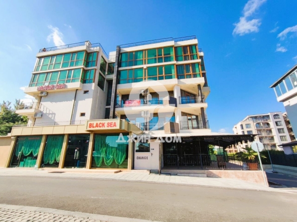 Хотел в к.к. Слънчев бряг - 200 кв.м за 1550 €/кв.м - Снимка #1