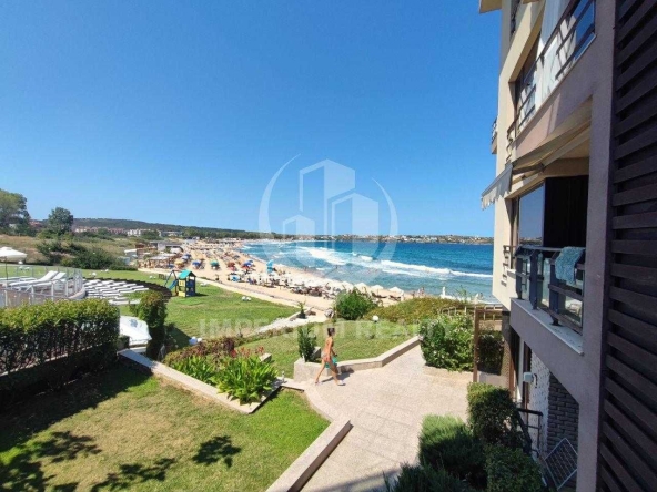 Двустаен апартамент в Созопол - 79 кв.м за 2406 €/кв.м - Снимка #1