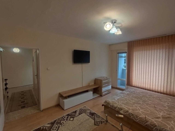 Дава се под наем Двустаен апартамент в Бургас, Меден рудник - зона А - 40 кв.м за 250 € - Снимка #1