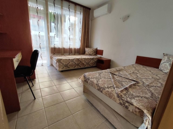 Дава се под наем Двустаен апартамент в к.к. Слънчев бряг - 62 кв.м за 255 € - Снимка #1