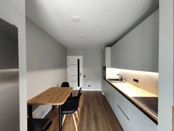 Дава се под наем Двустаен апартамент в София, Дружба 1 - 53 кв.м за 450 € - Снимка #1