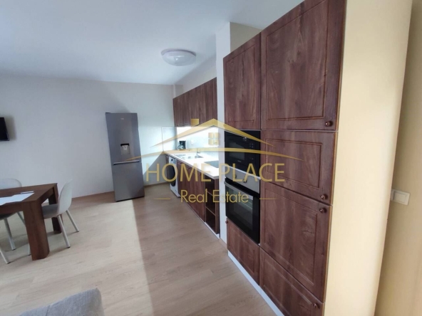 Дава се под наем Тристаен апартамент в Варна, Конфуто - 86 кв.м за 765 € - Снимка #1