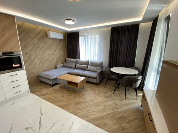 Дава се под наем Двустаен апартамент в Пловдив, Младежки Хълм - 65 кв.м за 598.23 € - Снимка #1