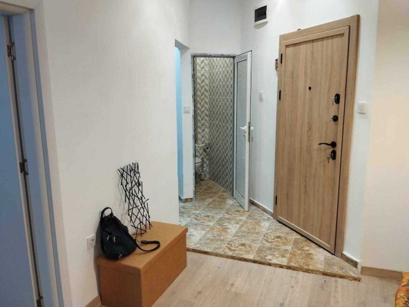 Дава се под наем Двустаен апартамент в София, Център - 65 кв.м за 800 € - Снимка #1